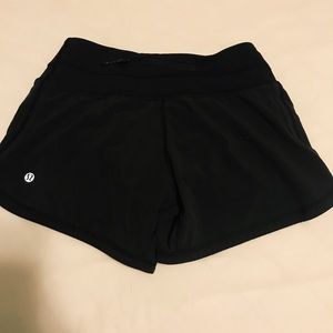 black lulu shorts!!